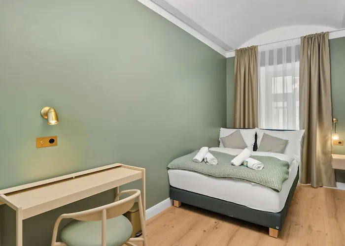 Home1 - Favori Boutique *