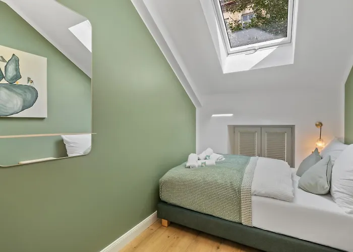 Home1 - Favori Boutique Albergue