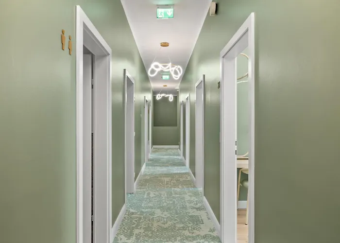 Home1 - Favori Boutique Viena