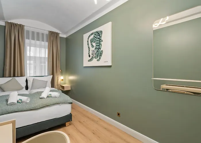 Home1 - Favori Boutique * Viena