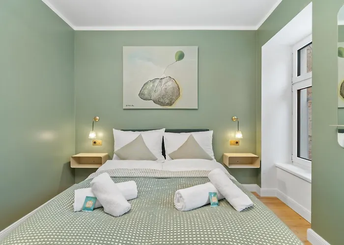 Home1 - Favori Boutique Albergue