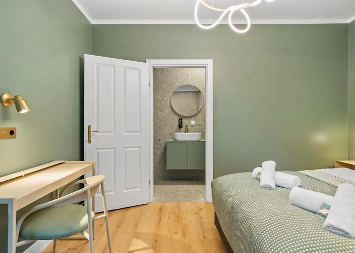 Home1 - Favori Boutique Albergue *